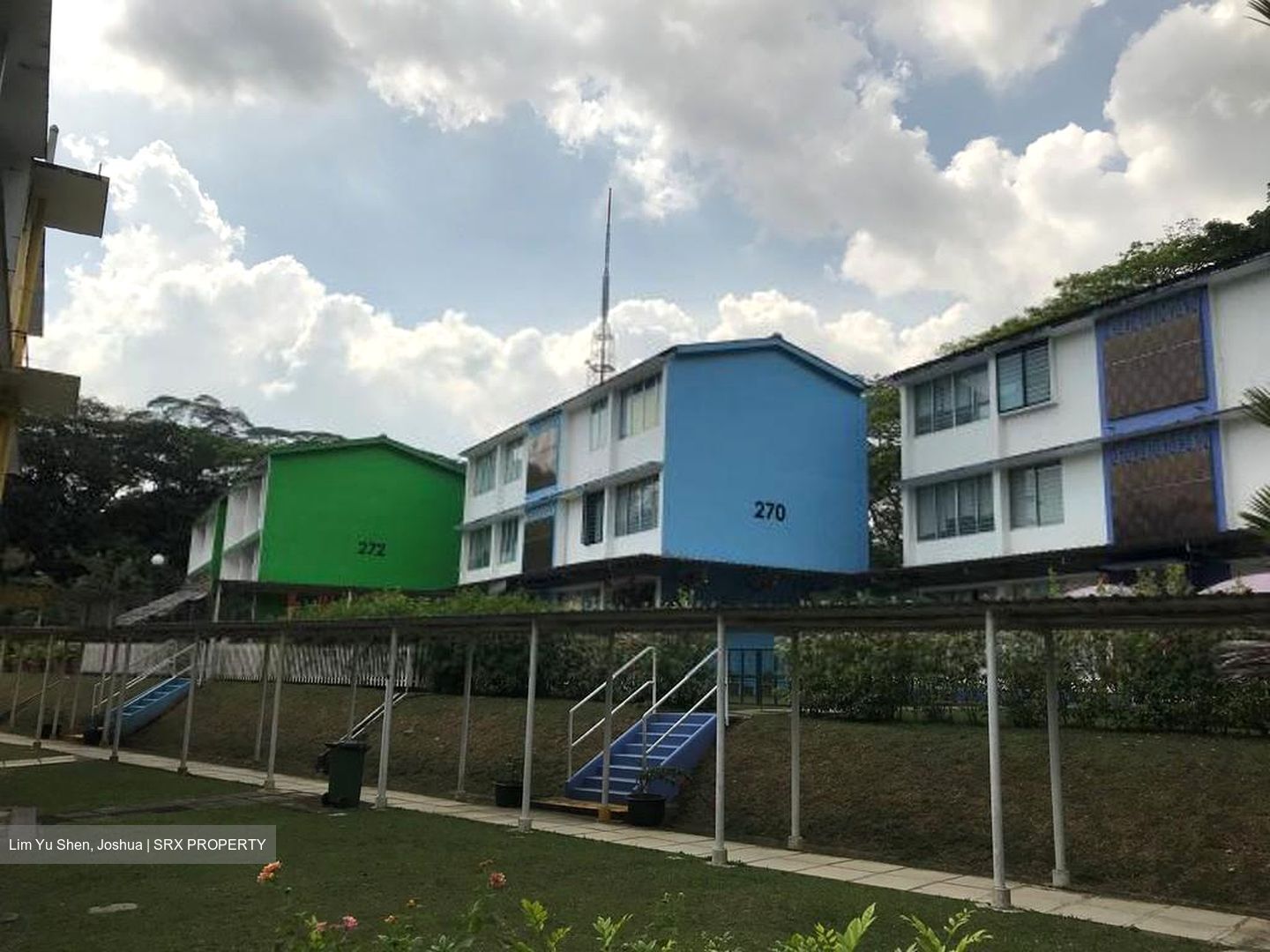 Upper Bukit Timah Road (D23), Retail #473593441